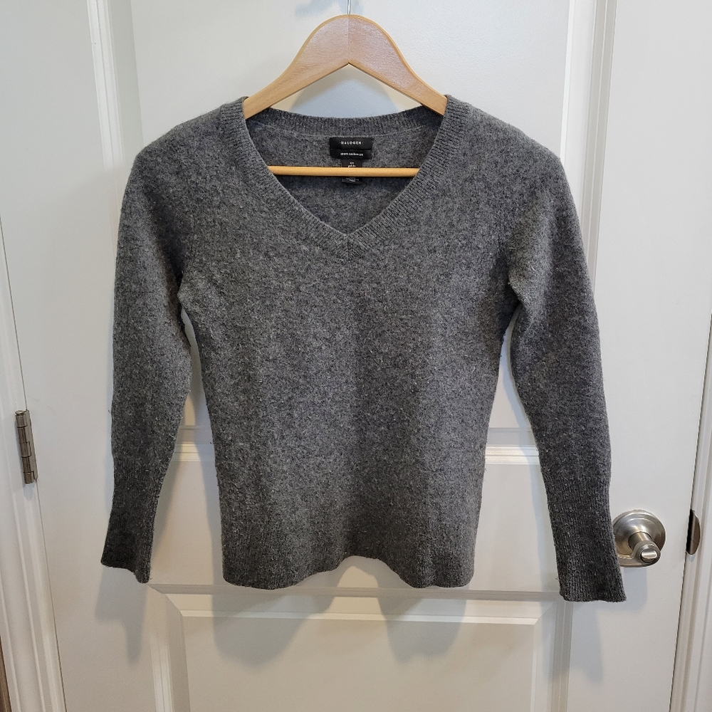 Halogen cashmere v-neck sweater